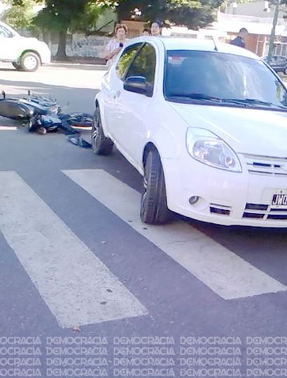 Accidente en avenida San Martín y Bernardo de Irigoyen.