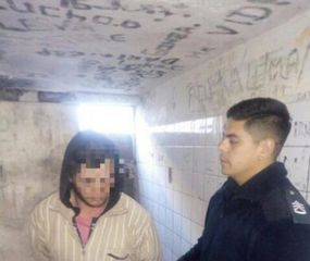 Fue detenido por abusar a dos menores de edad