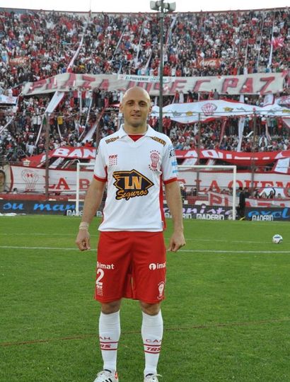 El defensor Federico Mancinelli volvería a ser titulat en Huracán, esta noche ante Vélez Sársfield.