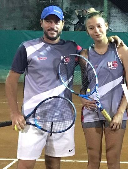 Valenzuela y Domínguez se quedaron con el título en dobles mixtos “A”.