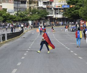 Huelga con máxima tensión contra la Constituyente venezolana