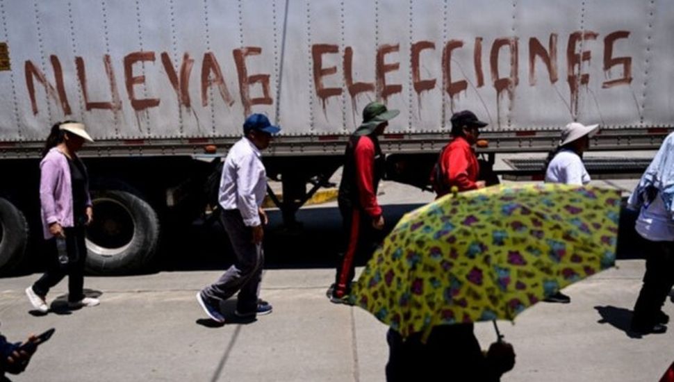 Perú se adelantan las elecciones generales para abril de 2024 • Diario