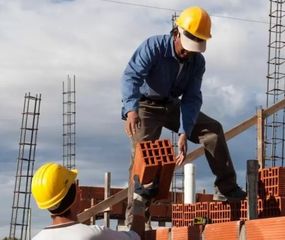 Enormes retrocesos en industria y construcción