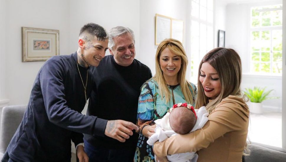 Fernández recibió a L-Gante en Olivos