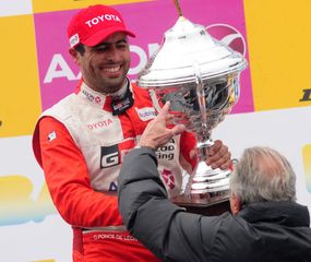 Ponce de León ganó en el Top Race V6