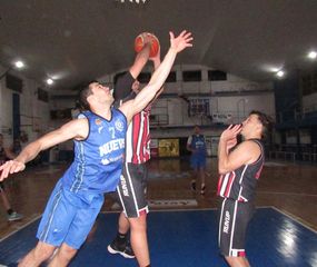 Ganaron 9 de Julio y Unión Carmeña