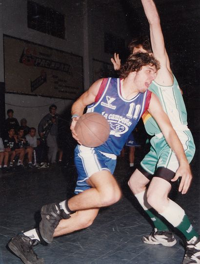 Juan Antonio Abdala enfrenta a Enrique Vignasse, esa noche.