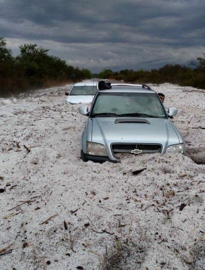 Tremendo temporal de lluvia y granizo en Córdoba y San Luis