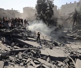 Gaza: más de 7000 muertos y 200.000 viviendas dañadas