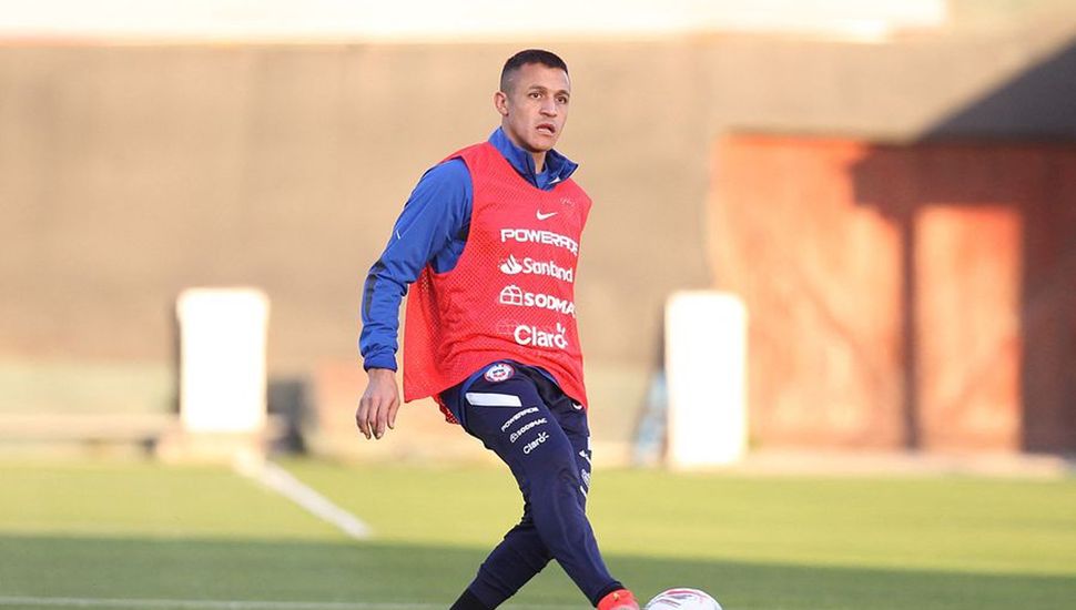 Alexis Sánchez, estrella de Chile, cerca de regresar a las canchas.