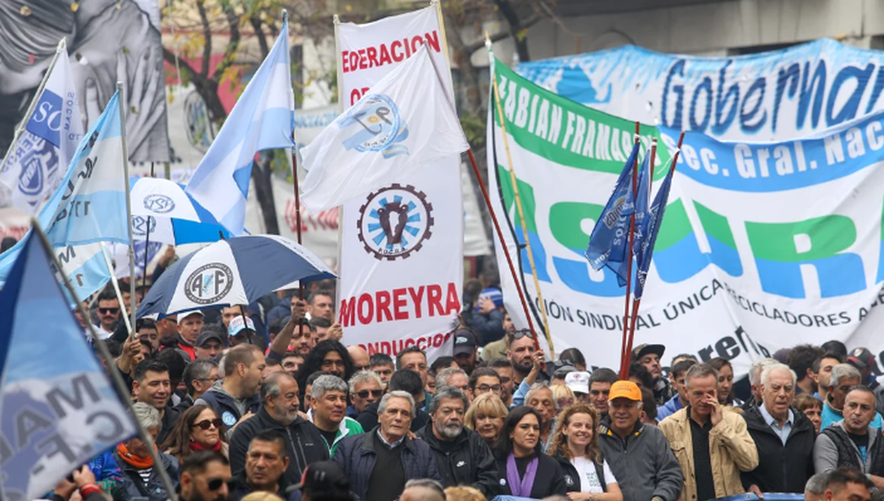 Clases en duda y atención reducida en hospitales por el paro del 9M