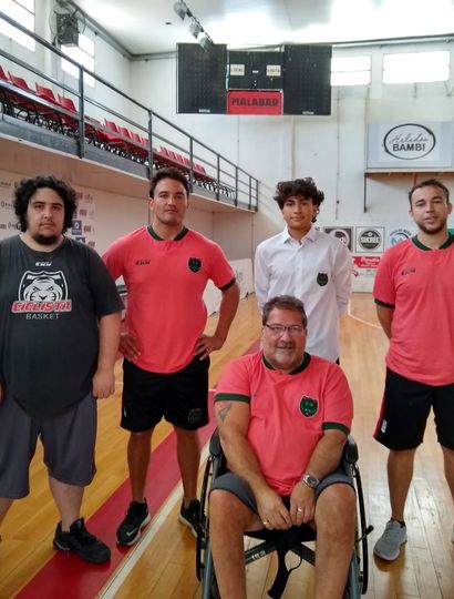 El actual cuerpo técnico de Ciclista Juninense.