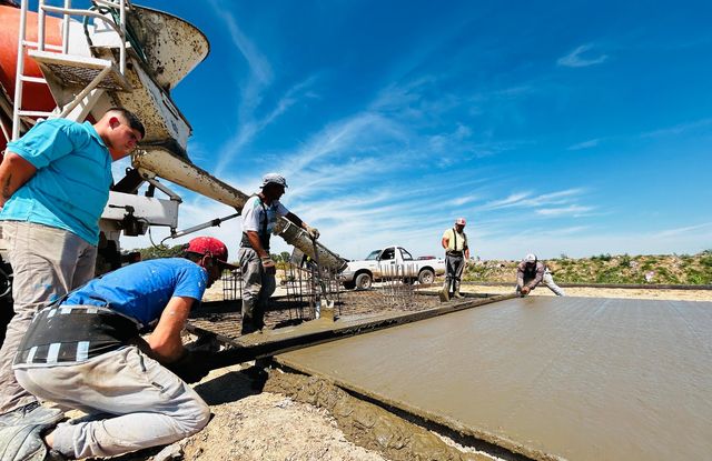 Comenzaron las obras en la Planta Hormigonera Municipal de Ameghino