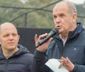 Zurro pidió expropiar la soja