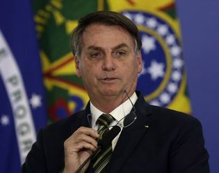 Bolsonaro nombra a nuevo jefe de policía federal de Brasil