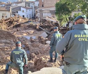 España sufre el peor desastre natural en un siglo con 64 muertos, decenas de desaparecidos e incontables destrozos