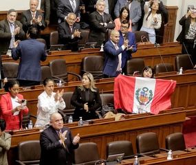 El Congreso de Perú destituyó a Pedro Castillo