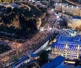 Masiva marcha contra Netanyahu en Israel