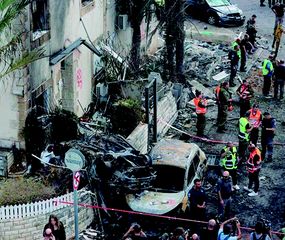 Hezbollah atacó Israel con más de 100 cohetes