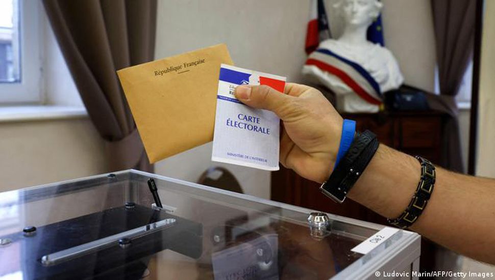 Elecciones en Francia: pierde la ultraderecha y se mantiene el alto porcentaje de abstención