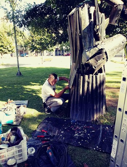 Este fin de semana, los artistas trabajaron en la Plaza.