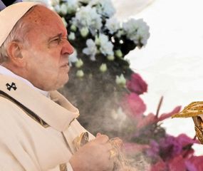 El Papa Francisco planea viajar a Moscú para pedirle a Putin que frene la guerra