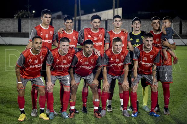 Defensa se lo dio vuelta a Independiente y está en la semifinal del Torneo Nocturno
