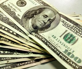 El dólar cerró a $17,45 y alcanzó un nuevo récord