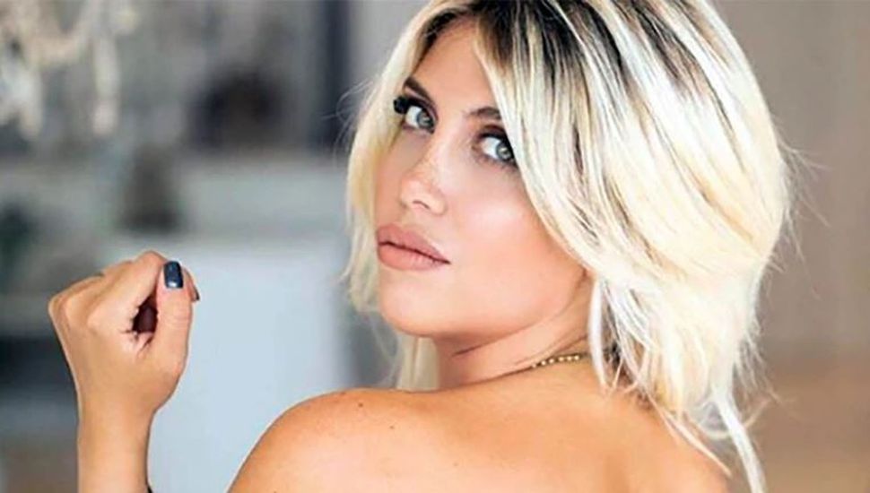 Wanda Nara fue a una verdulería con un pijama Louis Vuitton