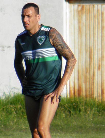 Wilfredo Olivera no se recuperaría de la dolencia para poder estar presente el martes en Mendoza, en el partido de Sarmiento ante Independiente Rivadavia.