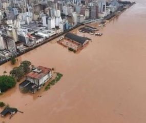 Las inundaciones llegaron al centro de Porto Alegre