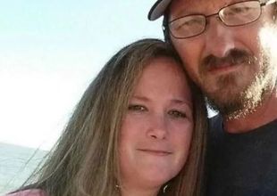 El banco les depositó 120 mil dólares por error, lo gastaron todo y terminó mal