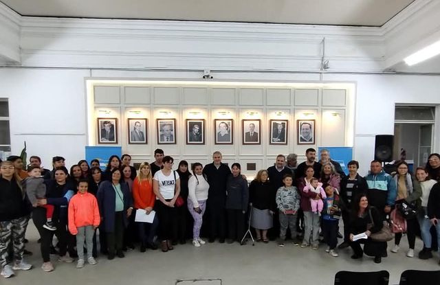 Chacabuco Construye: Golía firmó convenio junto a los beneficiarios