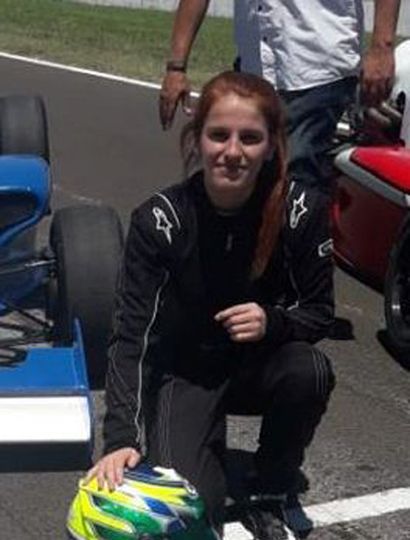 La chacabuquense Fiamma Tavella, piloto radicada en Junín, buscará sumar buenos puntos en el Kart Plus, en el circuito de Zárate.