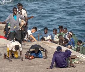 Inmigrantes: España legalizará en los próximos 3 años a miles