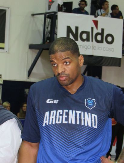 Makal Stibbins, de Argentino.