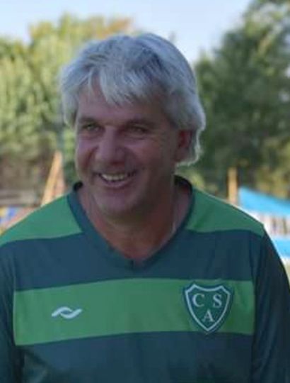 Sergio Barbagelata, DT del equipo femenino de Sarmiento.