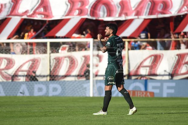 Sarmiento aprovechó el momento de Unión y logró su segundo triunfo como visitante