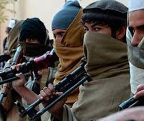 EE.UU. y los talibanes sellan un histórico acuerdo de paz