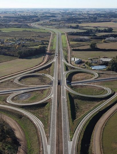 La variante y el cruce alto sobre la Ruta Provincial 41.