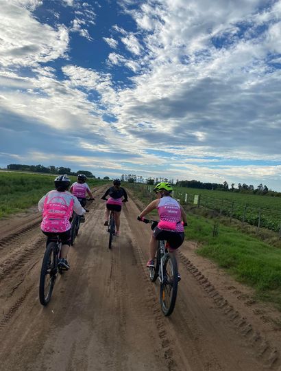 Ciclismo recreativo en grupo, una disciplina muy elegida en Junín y la zona