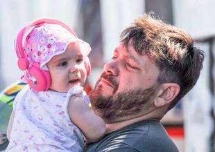 Junto a su pequeña hija Helena.