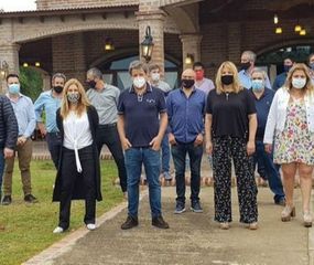 Nueva señal de acercamiento de Facundo Manes con el radicalismo
