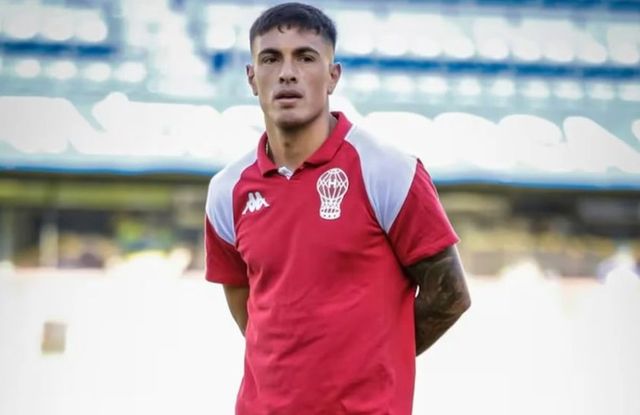Luego del calvario, el rojense Matías Tissera volvió al fútbol en Huracán