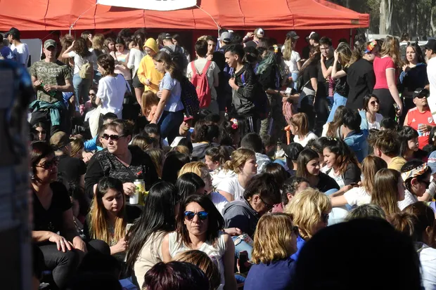 Unas 25 mil personas disfrutaron de los festejos por el Día de la ...
