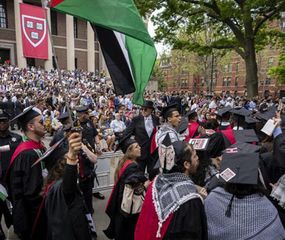 Trump vs. Harvard: le congeló fondos millonarios