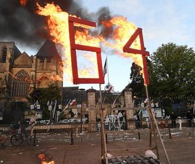 Macron promulgó la reforma jubilatoria