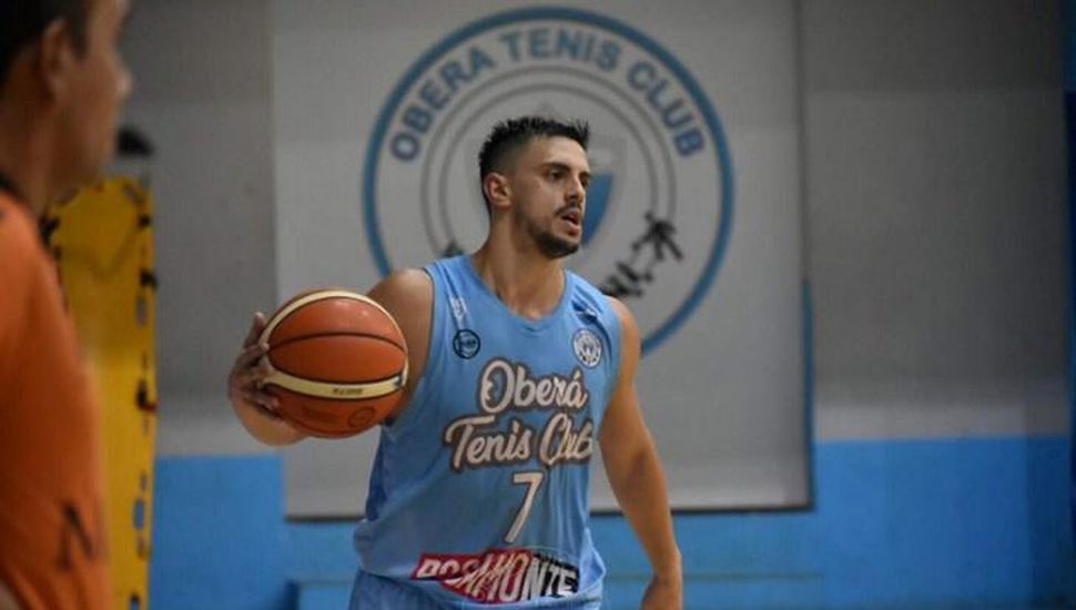 Rodriguez Suppi, jugando para Oberá TC.