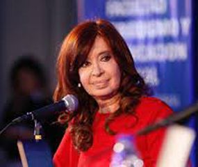Cristina criticó las políticas de Macri