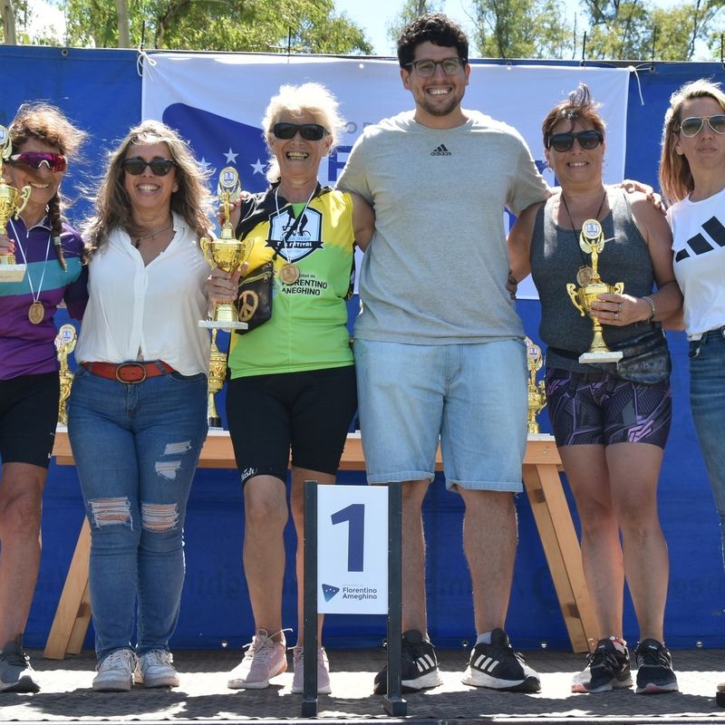 Maximiliano López y Jesica Godordo se adjudicaron la 18ª Carrera del Festival'